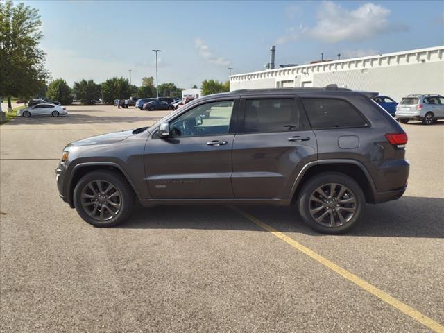 used 2016 Jeep Grand Cherokee car, priced at $15,989