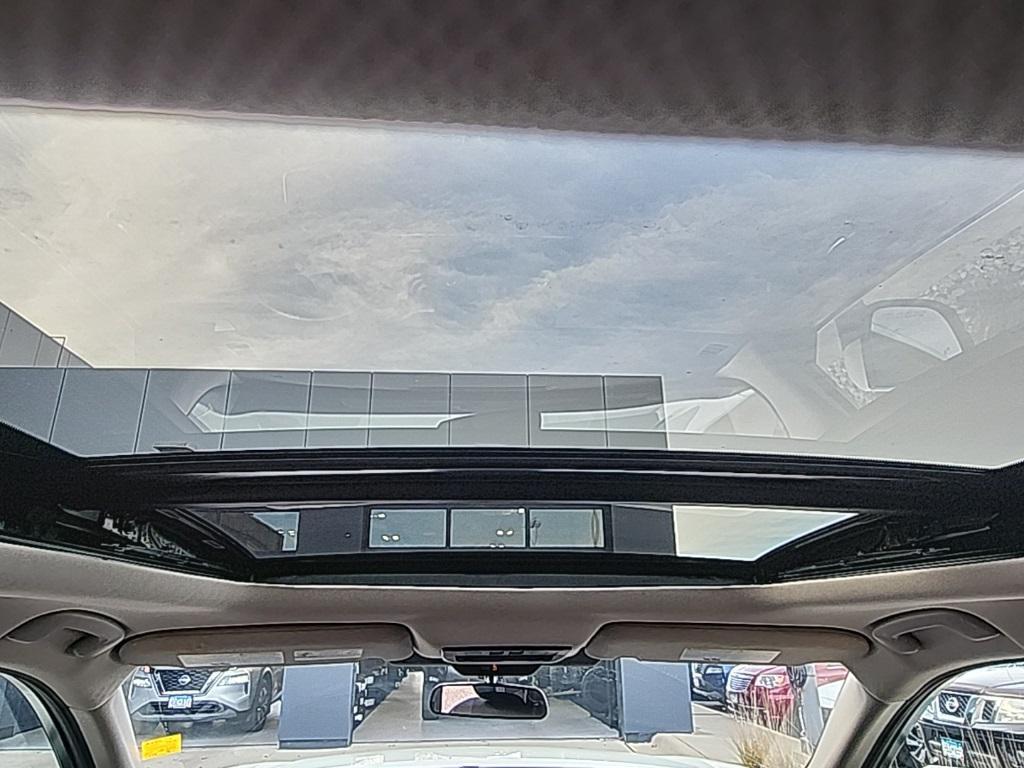 used 2022 Nissan Pathfinder car, priced at $25,467