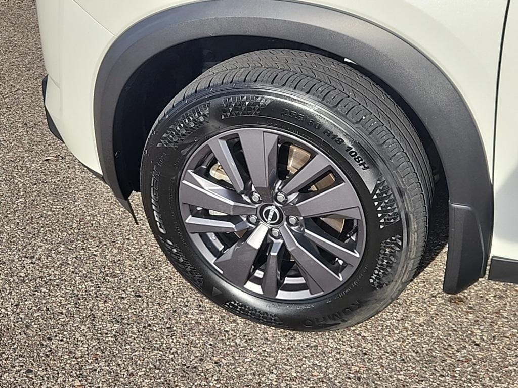 used 2022 Nissan Pathfinder car, priced at $25,467