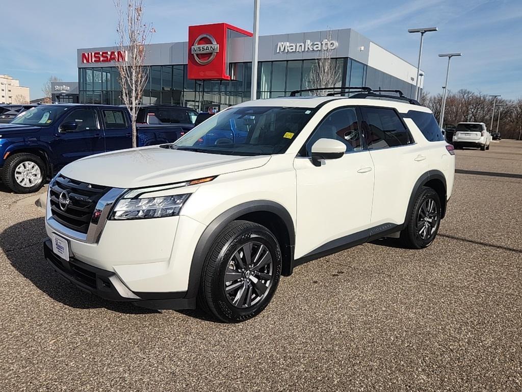 used 2022 Nissan Pathfinder car, priced at $25,467