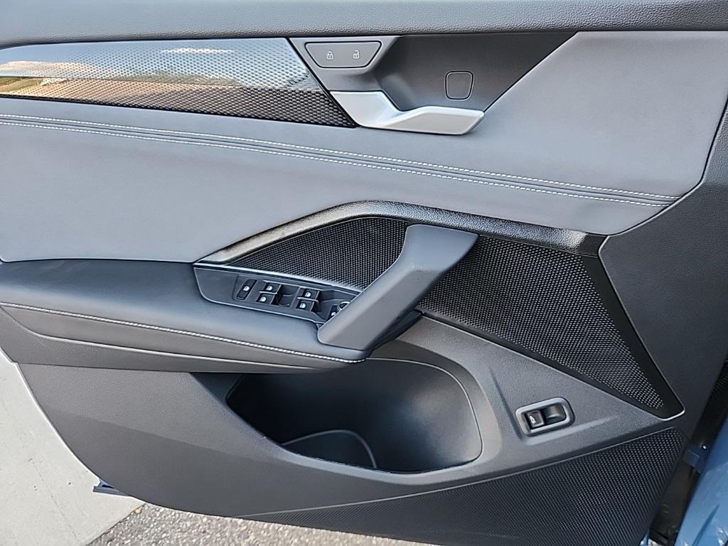 new 2025 Volkswagen Tiguan car, priced at $34,954