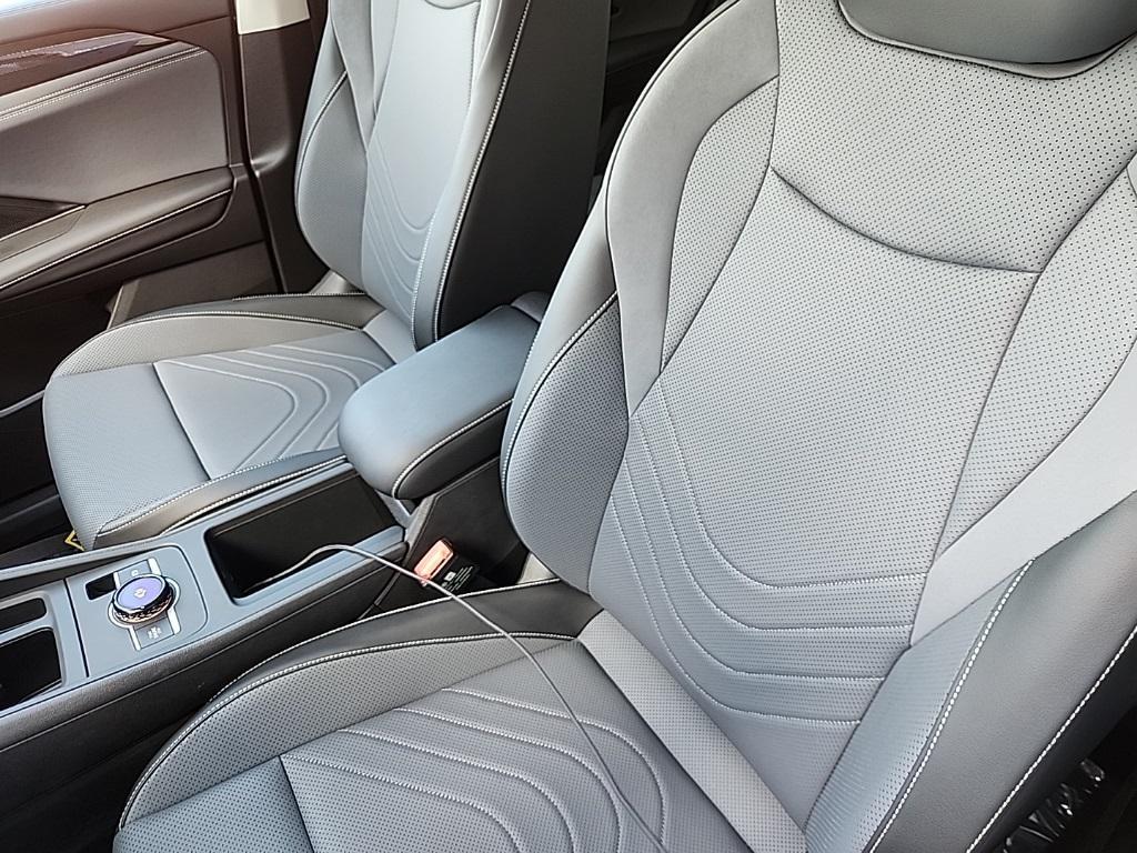 new 2025 Volkswagen Tiguan car, priced at $34,954