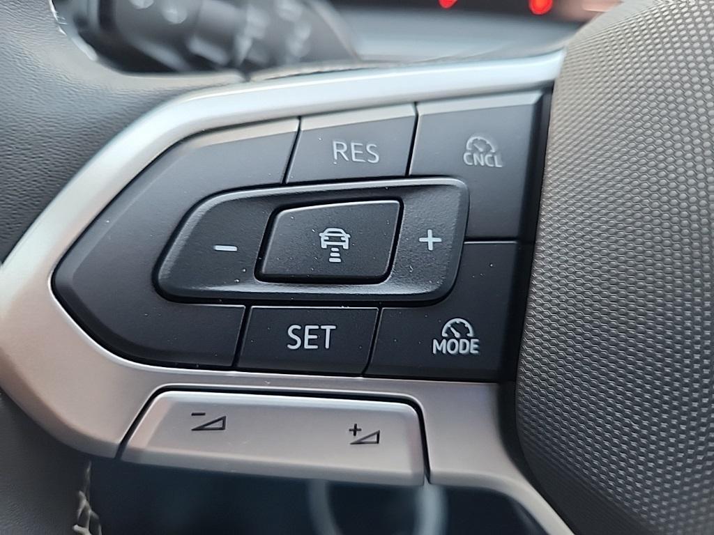 new 2025 Volkswagen Tiguan car, priced at $34,954