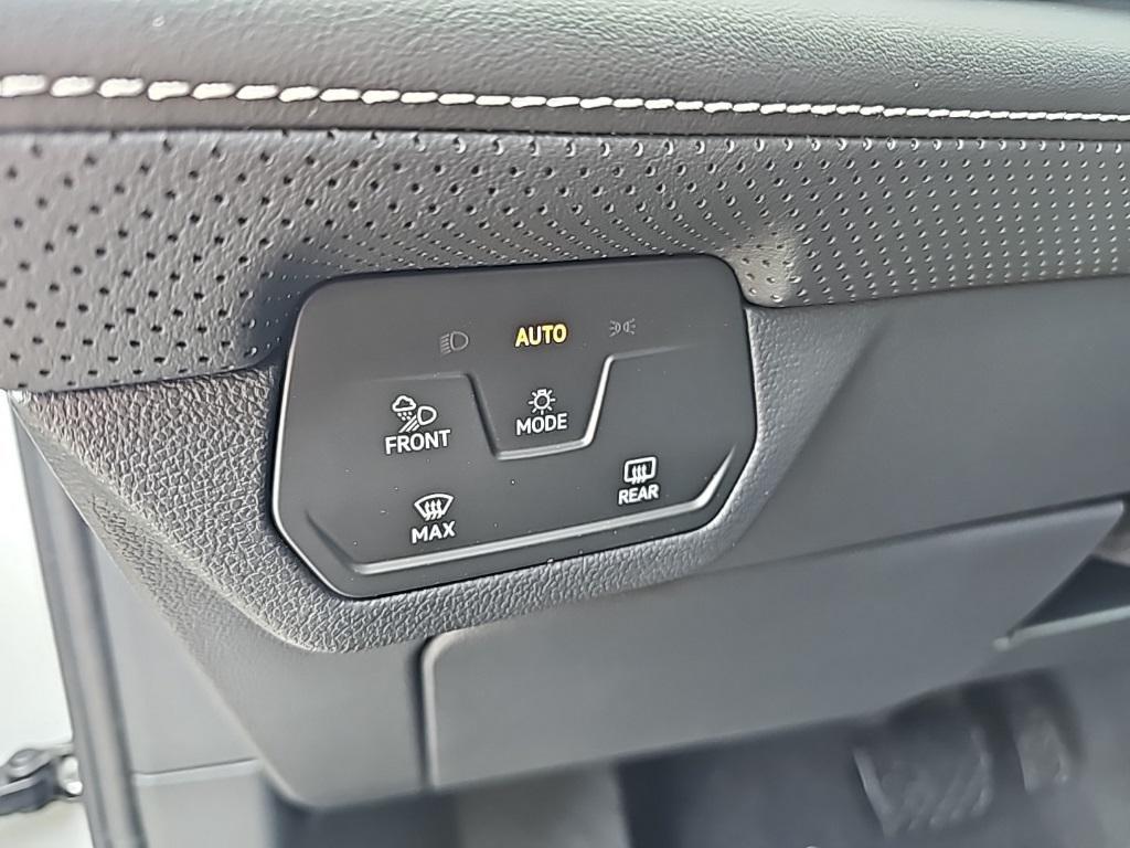 new 2025 Volkswagen Atlas Cross Sport car, priced at $37,634