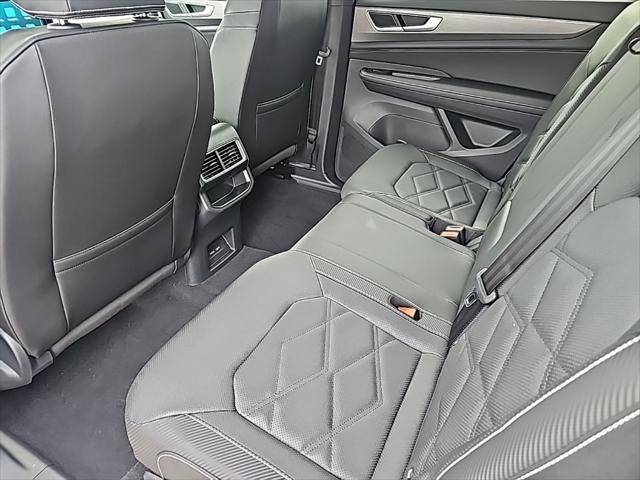 new 2025 Volkswagen Atlas Cross Sport car, priced at $41,631