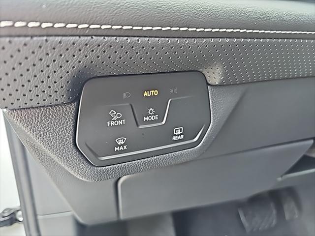 new 2025 Volkswagen Atlas Cross Sport car, priced at $41,631