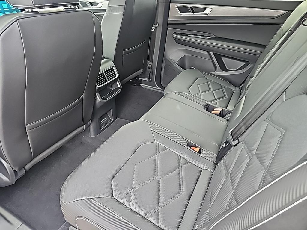 new 2025 Volkswagen Atlas Cross Sport car, priced at $37,634