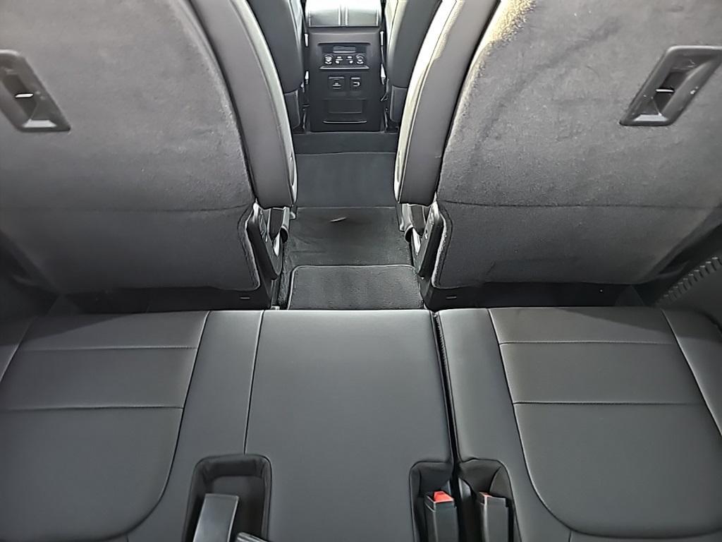 used 2023 Chevrolet Traverse car, priced at $38,327