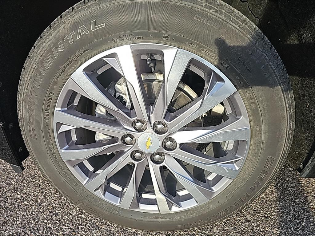 used 2023 Chevrolet Traverse car, priced at $38,327