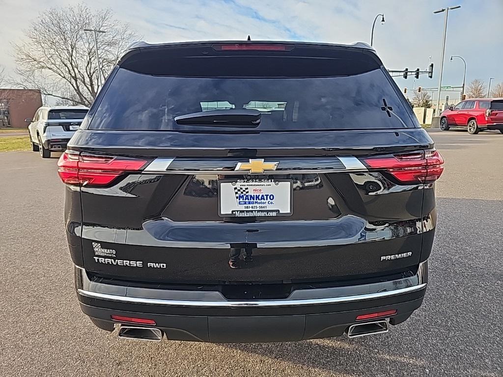 used 2023 Chevrolet Traverse car, priced at $38,327