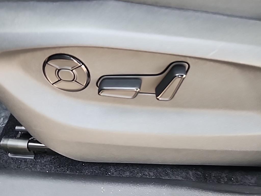 new 2026 Volkswagen Tiguan car, priced at $36,498