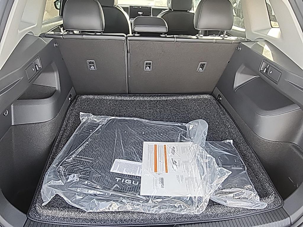 new 2026 Volkswagen Tiguan car, priced at $36,498