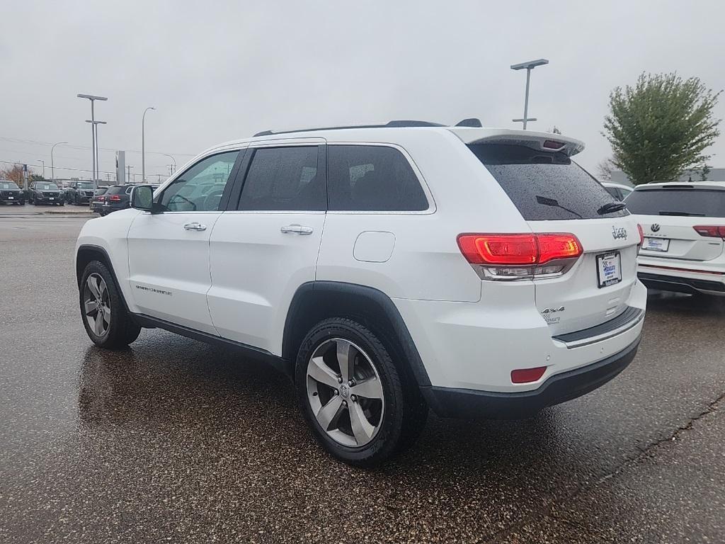 used 2015 Jeep Grand Cherokee car, priced at $10,879
