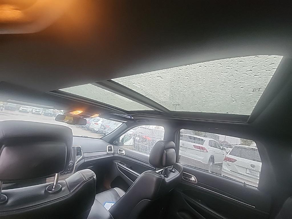 used 2015 Jeep Grand Cherokee car, priced at $10,879