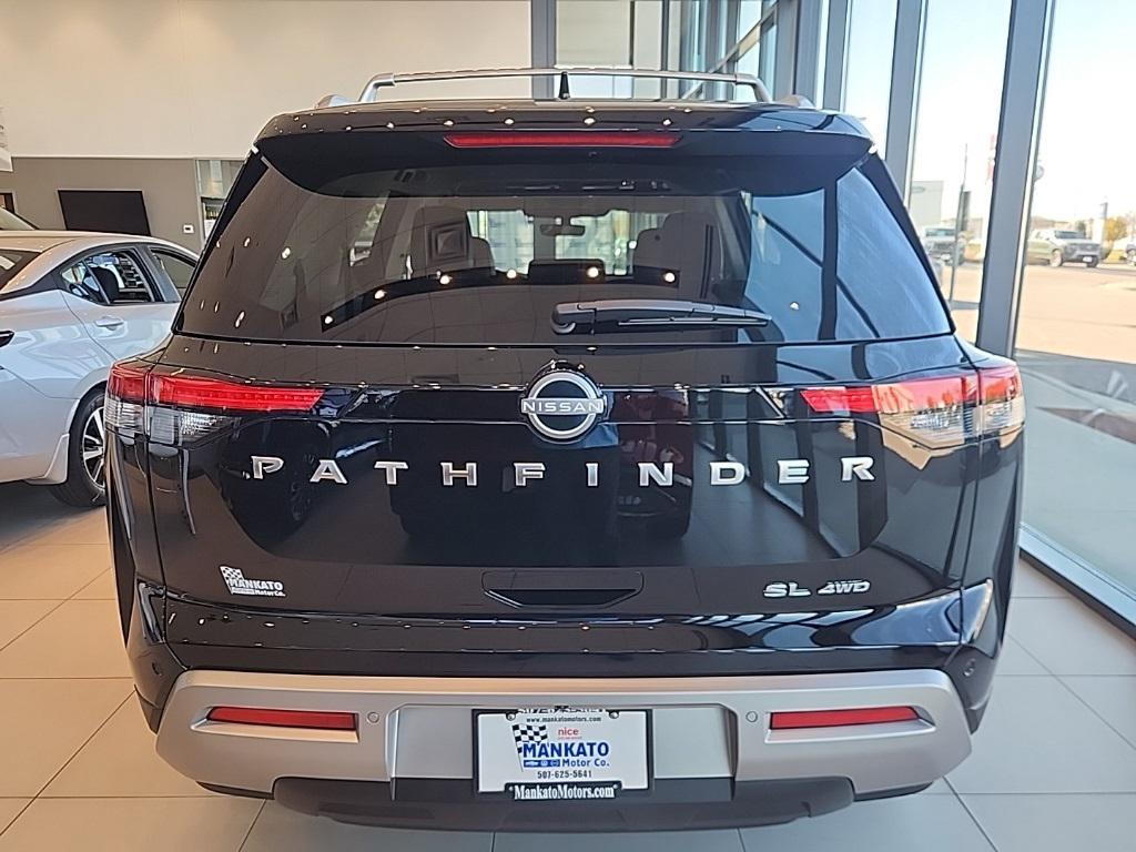 new 2025 Nissan Pathfinder car, priced at $39,235