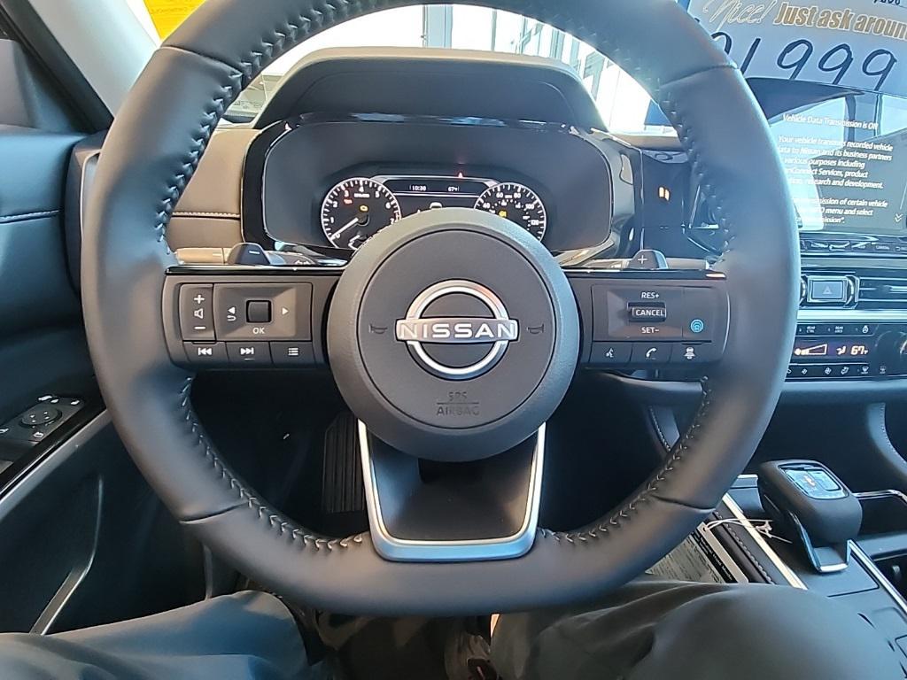 new 2025 Nissan Pathfinder car, priced at $39,235