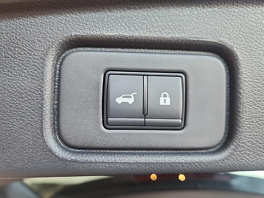 new 2025 Nissan Pathfinder car, priced at $39,235