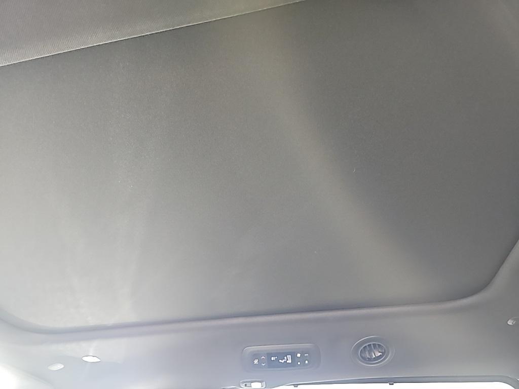 used 2025 Chrysler Pacifica car, priced at $37,967