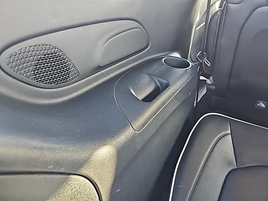 used 2025 Chrysler Pacifica car, priced at $37,967