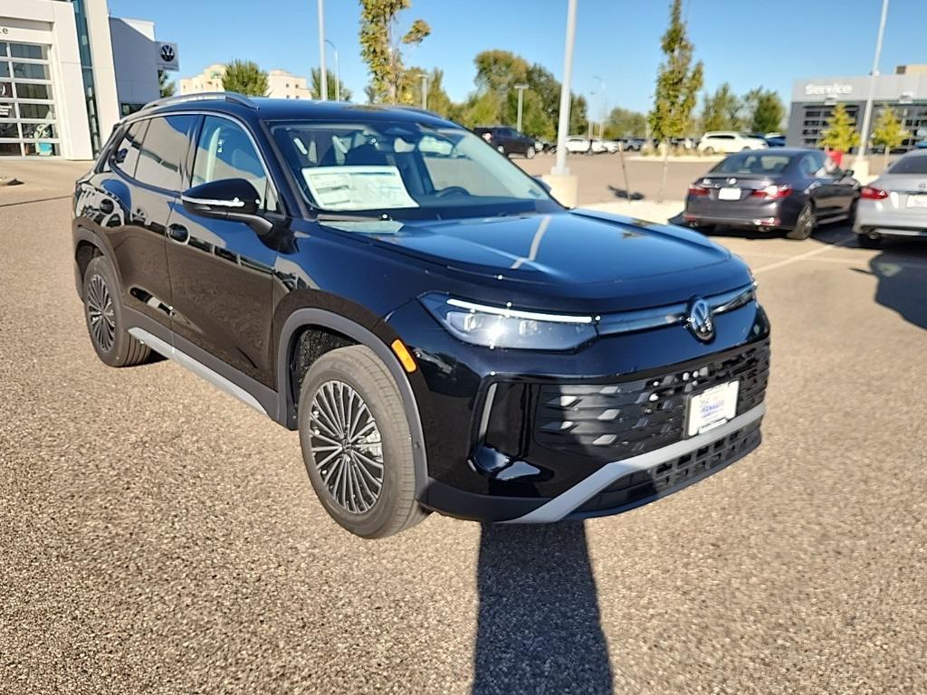 new 2025 Volkswagen Tiguan car, priced at $30,814