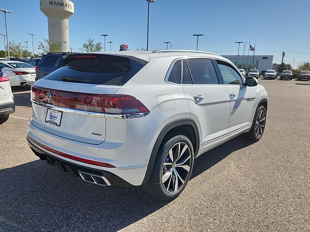 new 2026 Volkswagen Atlas Cross Sport car, priced at $54,406