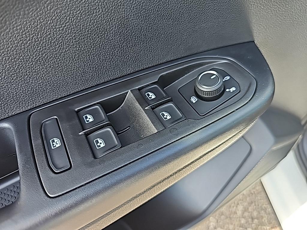 new 2025 Volkswagen Taos car, priced at $28,046