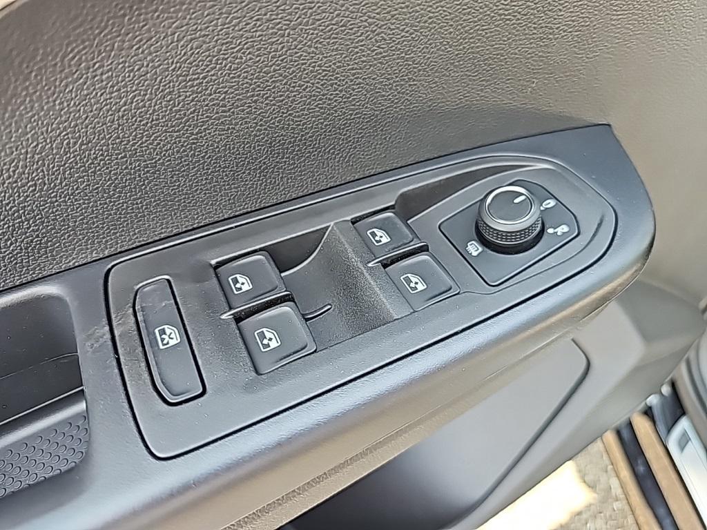 new 2025 Volkswagen Taos car, priced at $31,469