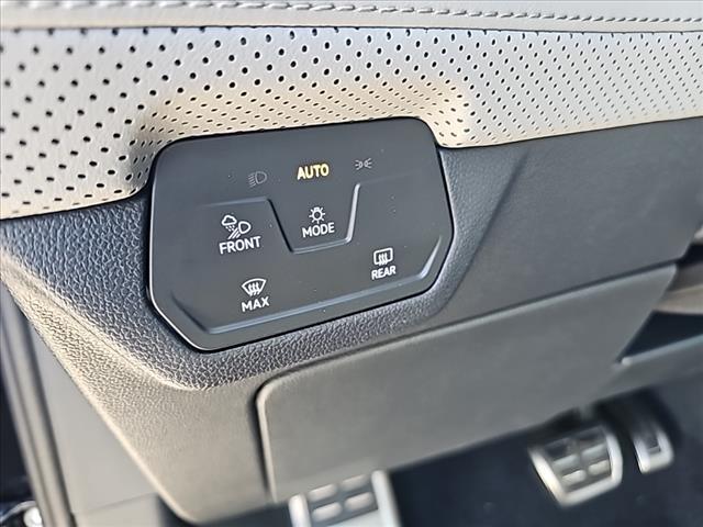 new 2025 Volkswagen Atlas car, priced at $47,280