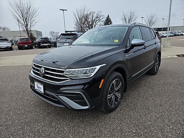 new 2024 Volkswagen Tiguan car, priced at $35,468