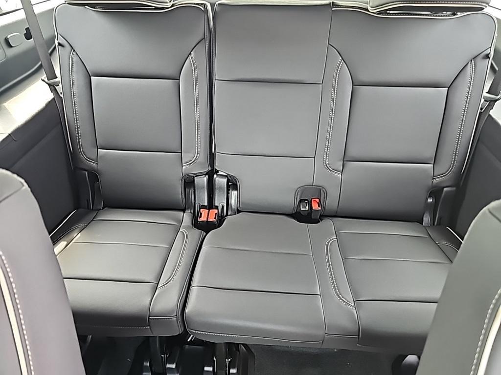 new 2025 Chevrolet Suburban car, priced at $80,380