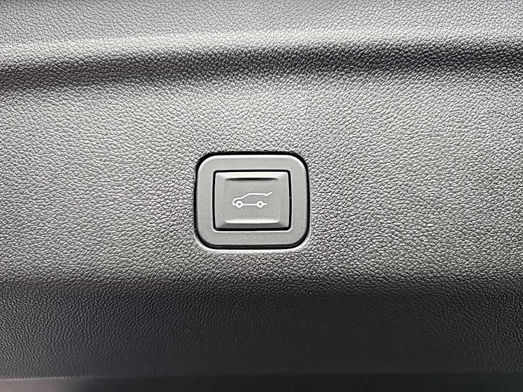 new 2026 Chevrolet Suburban car, priced at $88,585