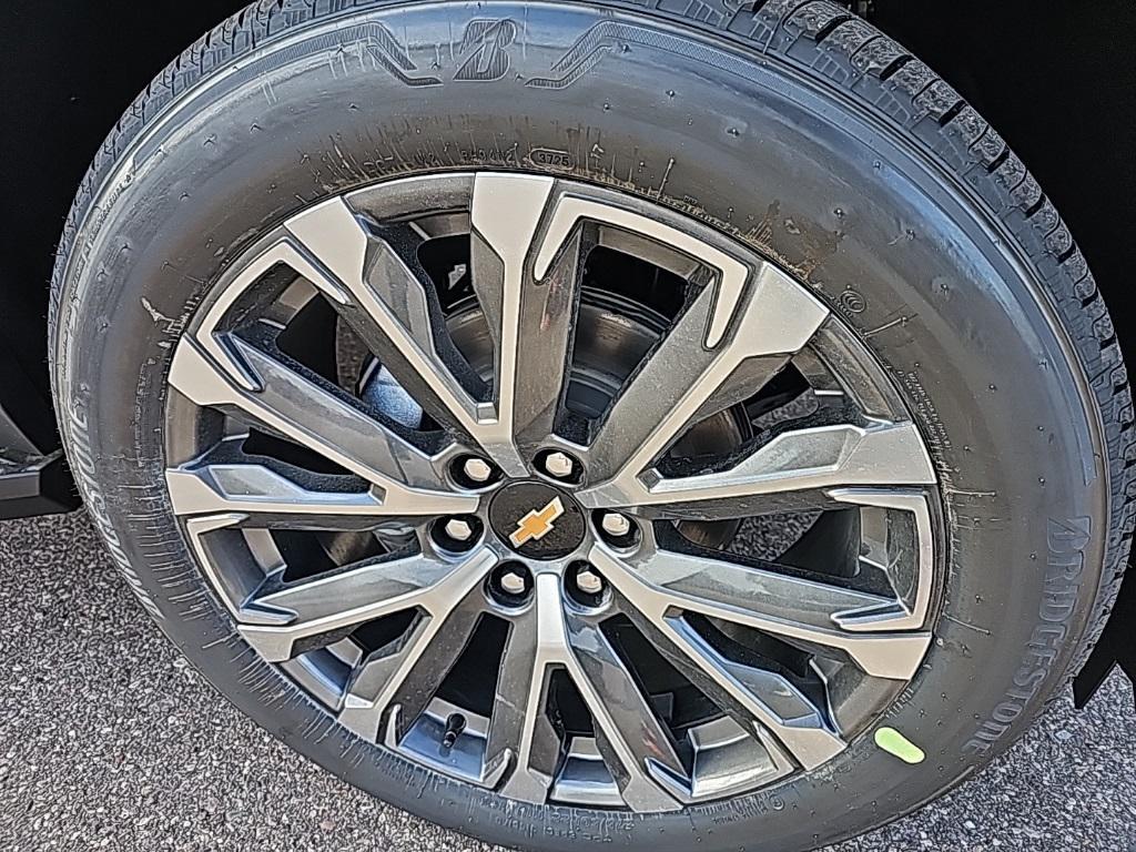 new 2026 Chevrolet Suburban car, priced at $88,585