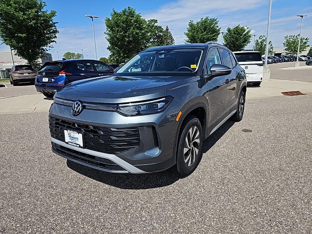 new 2025 Volkswagen Tiguan car, priced at $30,467