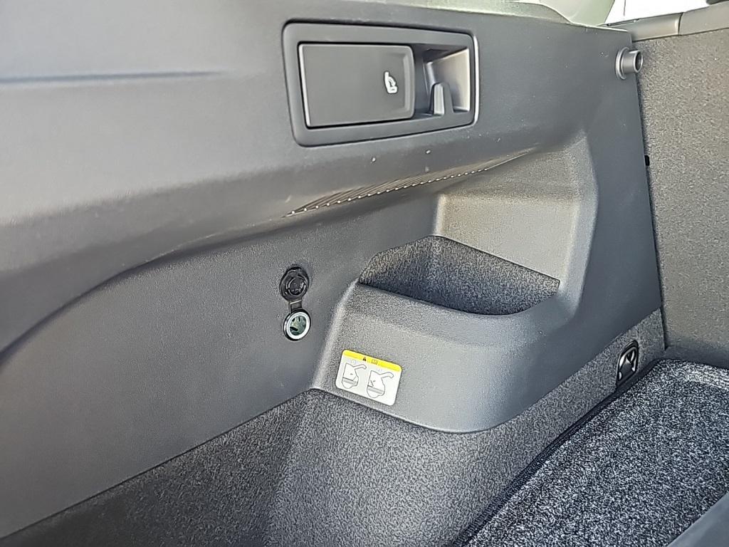 new 2025 Volkswagen Tiguan car, priced at $30,467