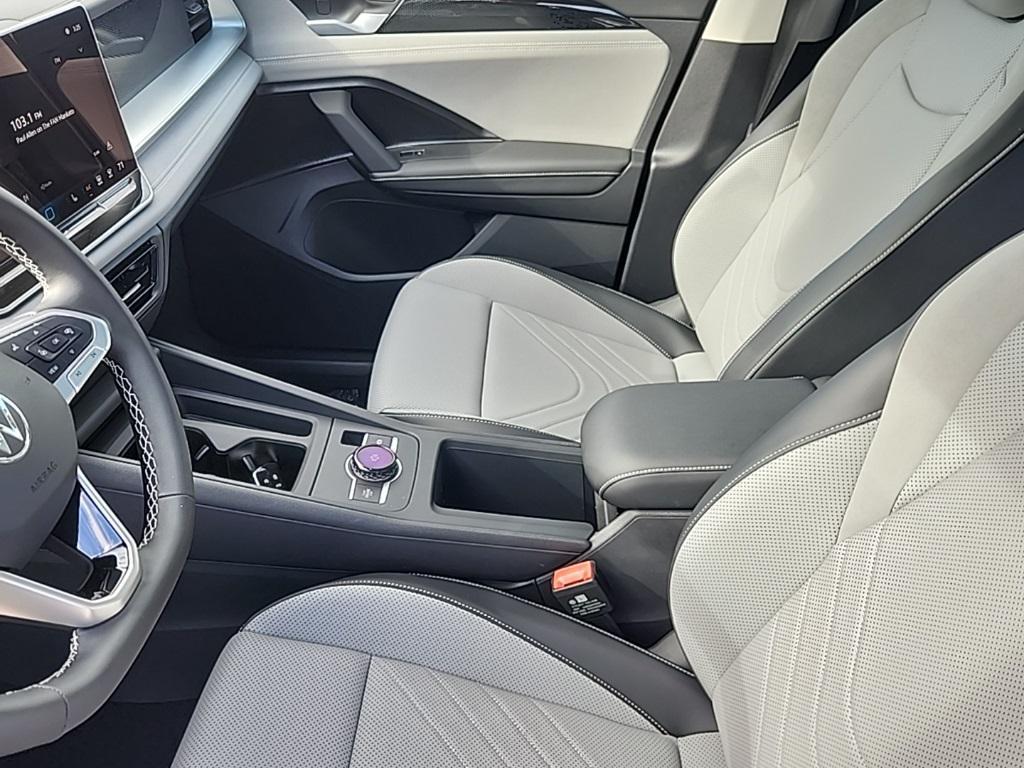 new 2025 Volkswagen Tiguan car, priced at $34,540