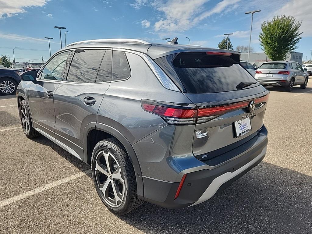 new 2025 Volkswagen Tiguan car, priced at $34,540