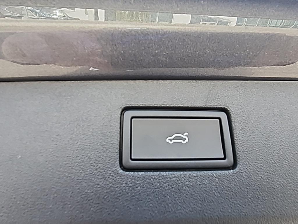 new 2025 Volkswagen Tiguan car, priced at $34,540