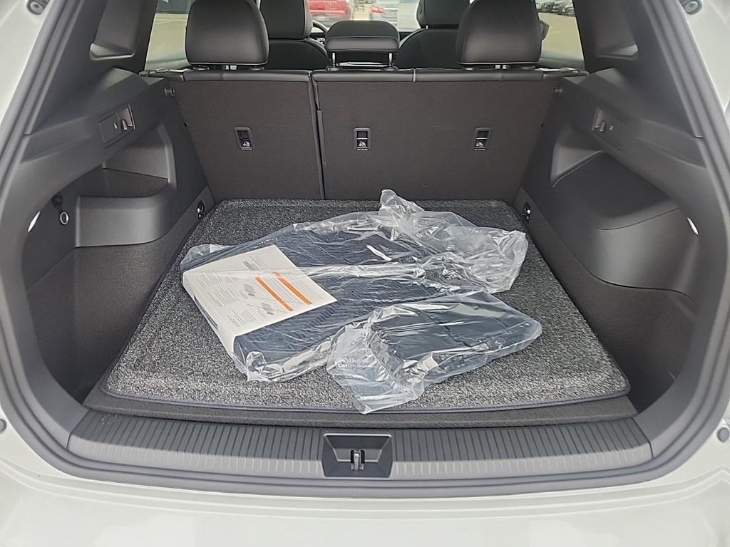 new 2026 Volkswagen Tiguan car, priced at $37,523