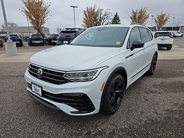 new 2024 Volkswagen Tiguan car, priced at $38,153