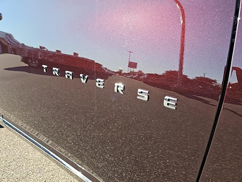 used 2021 Chevrolet Traverse car, priced at $34,989
