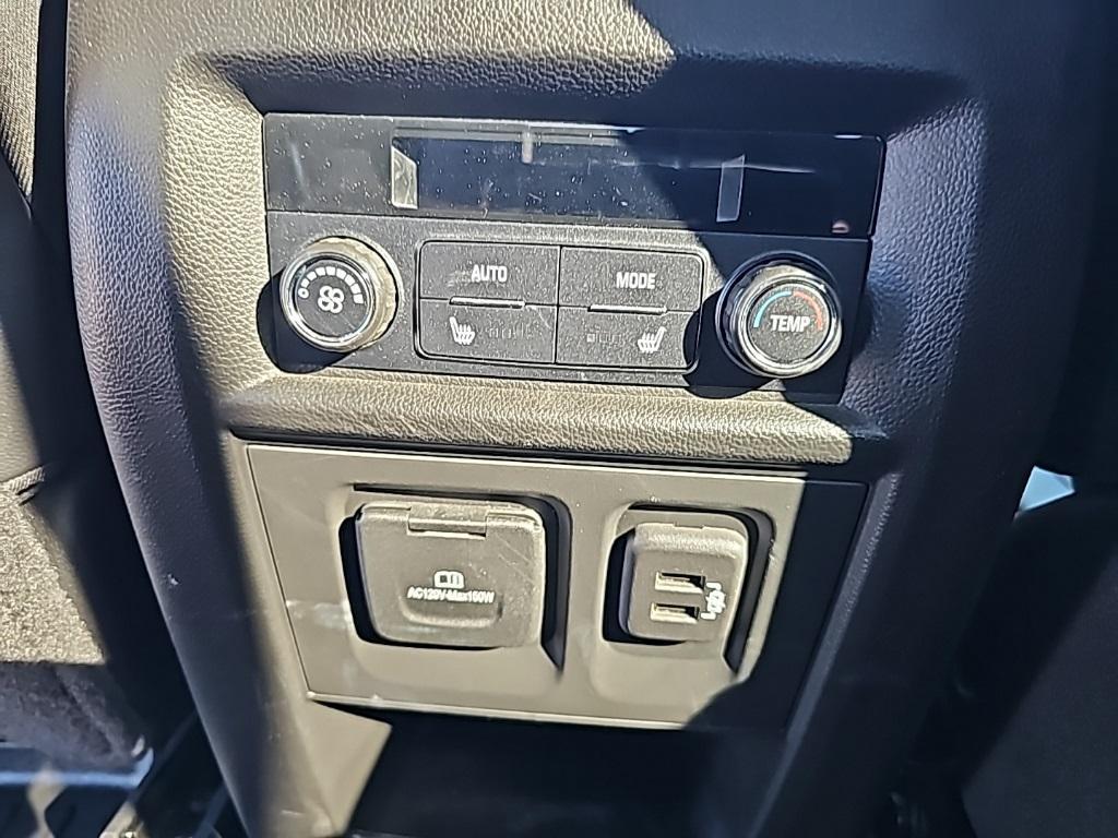 used 2021 Chevrolet Traverse car, priced at $34,989