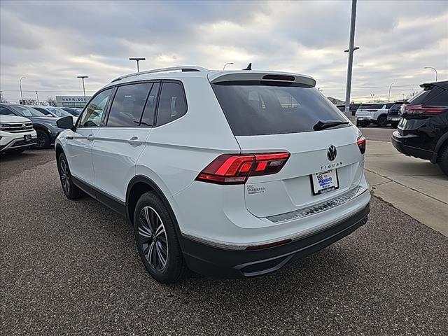 new 2024 Volkswagen Tiguan car, priced at $35,335