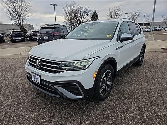 new 2024 Volkswagen Tiguan car, priced at $35,335