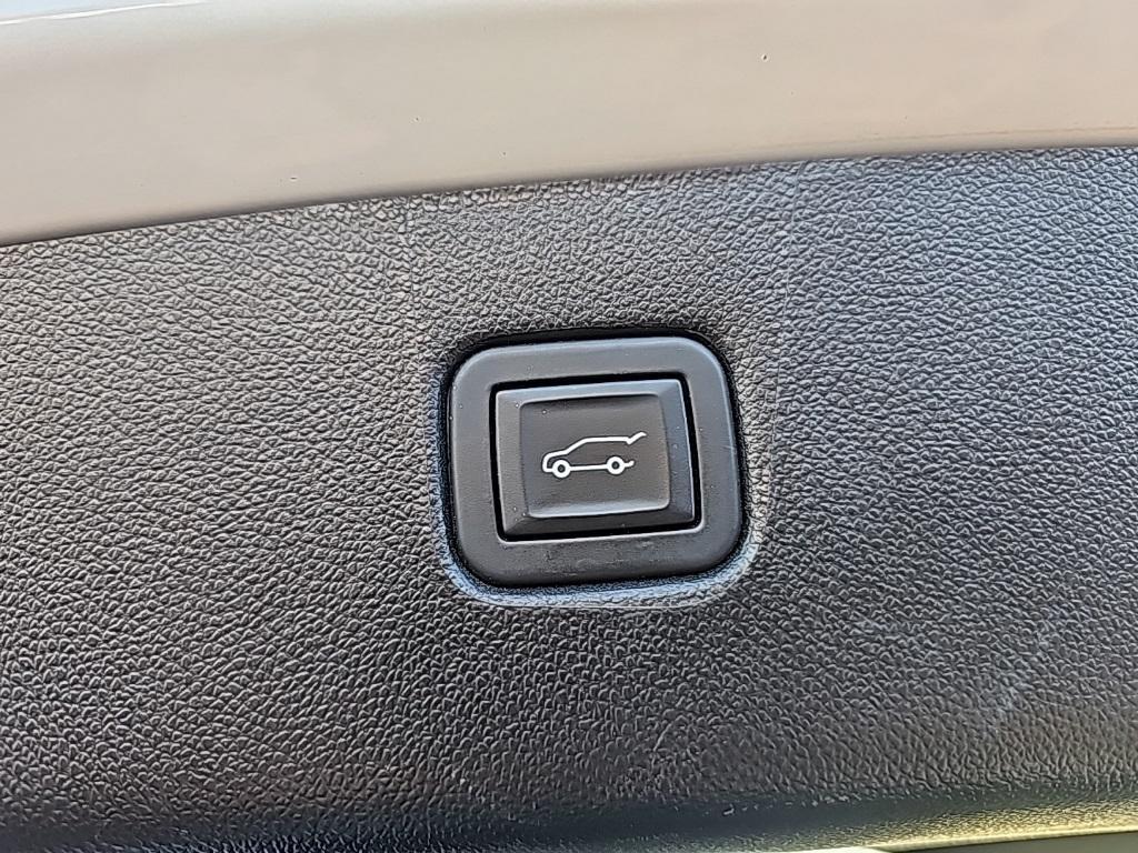 used 2023 Chevrolet Blazer car, priced at $32,989