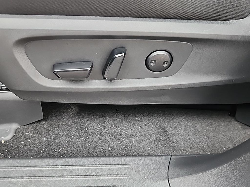 new 2025 Nissan Pathfinder car, priced at $36,840