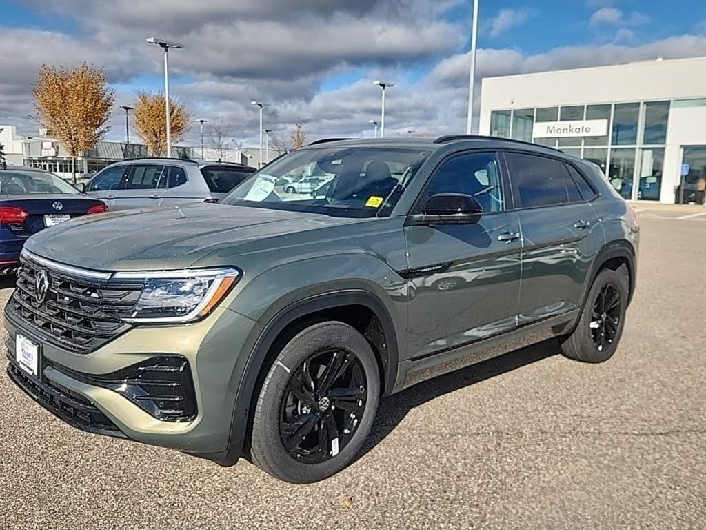 new 2026 Volkswagen Atlas Cross Sport car, priced at $50,891