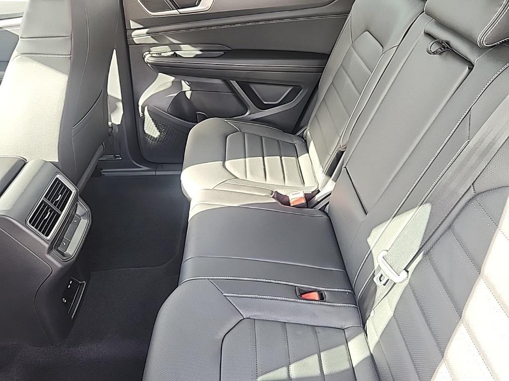 new 2026 Volkswagen Atlas Cross Sport car, priced at $50,891