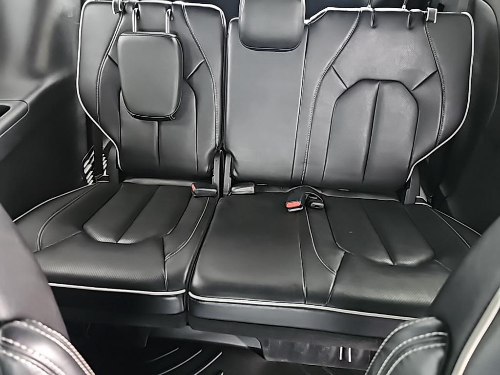 used 2025 Chrysler Pacifica car, priced at $38,356