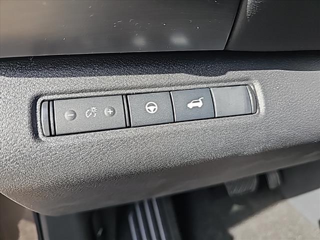 new 2025 Nissan Pathfinder car, priced at $47,600