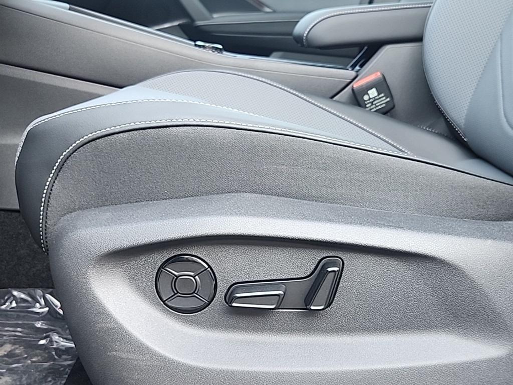 new 2025 Volkswagen Tiguan car, priced at $34,540